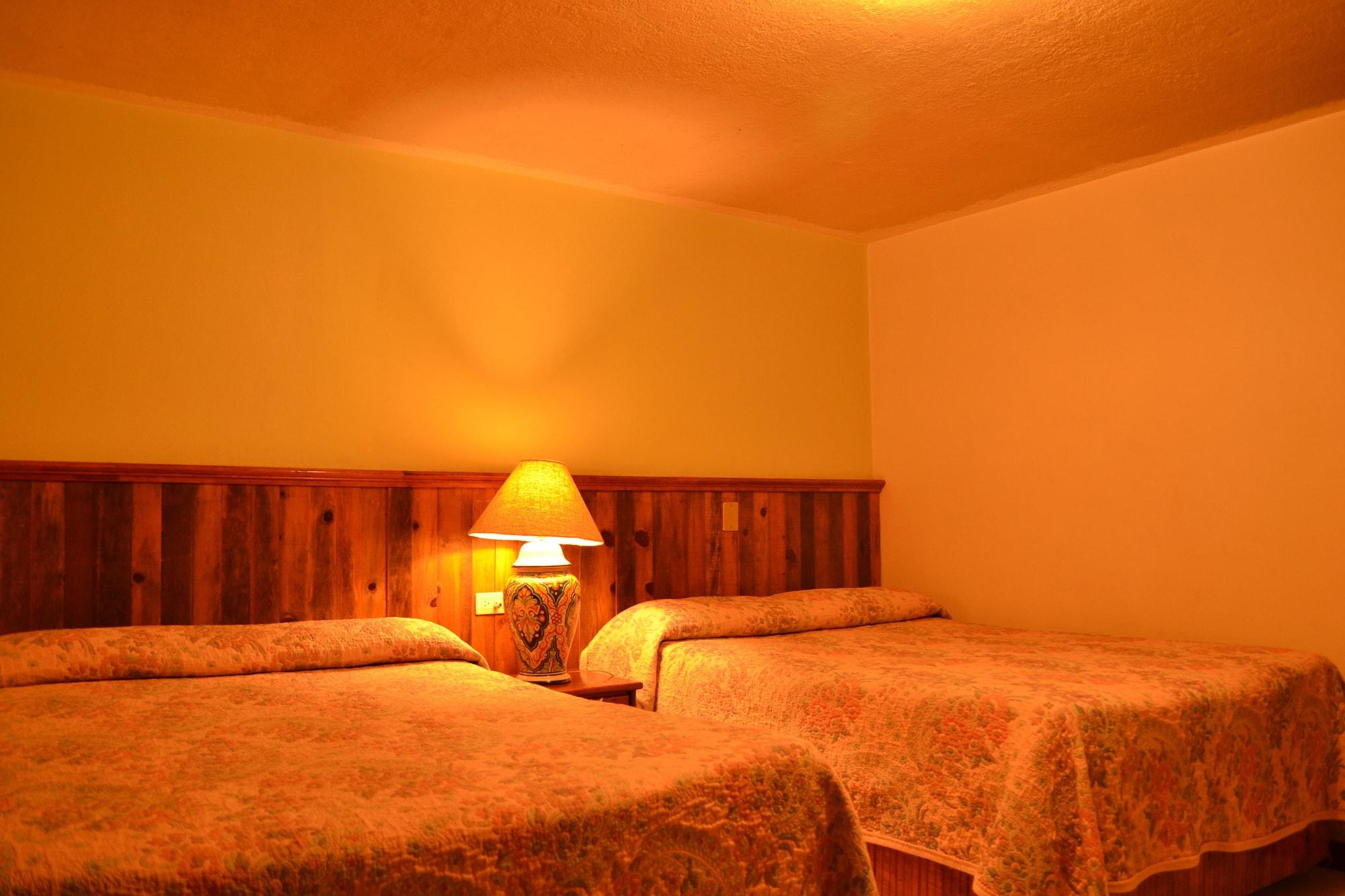 Hotel Posada Del Cobre Creel Eksteriør billede